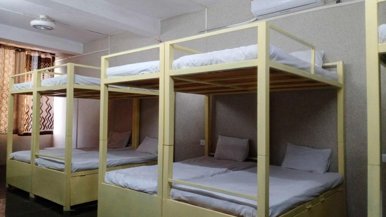 Hotel Mayura, Ankleshwar מראה חיצוני תמונה
